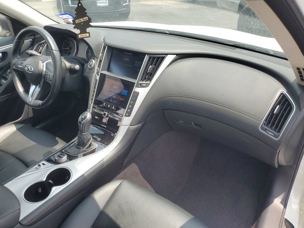2020 INFINITI Q50 LUXE