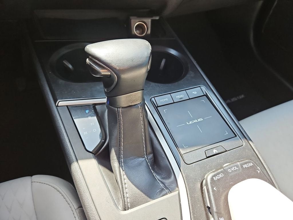 2020 Lexus UX 200 UX 200