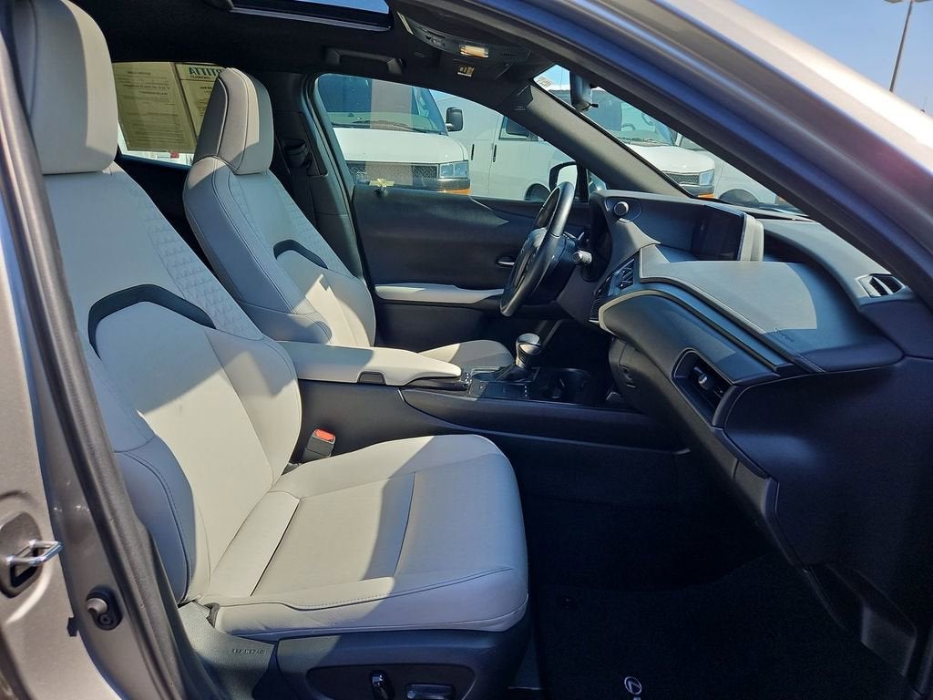 2020 Lexus UX 200 UX 200