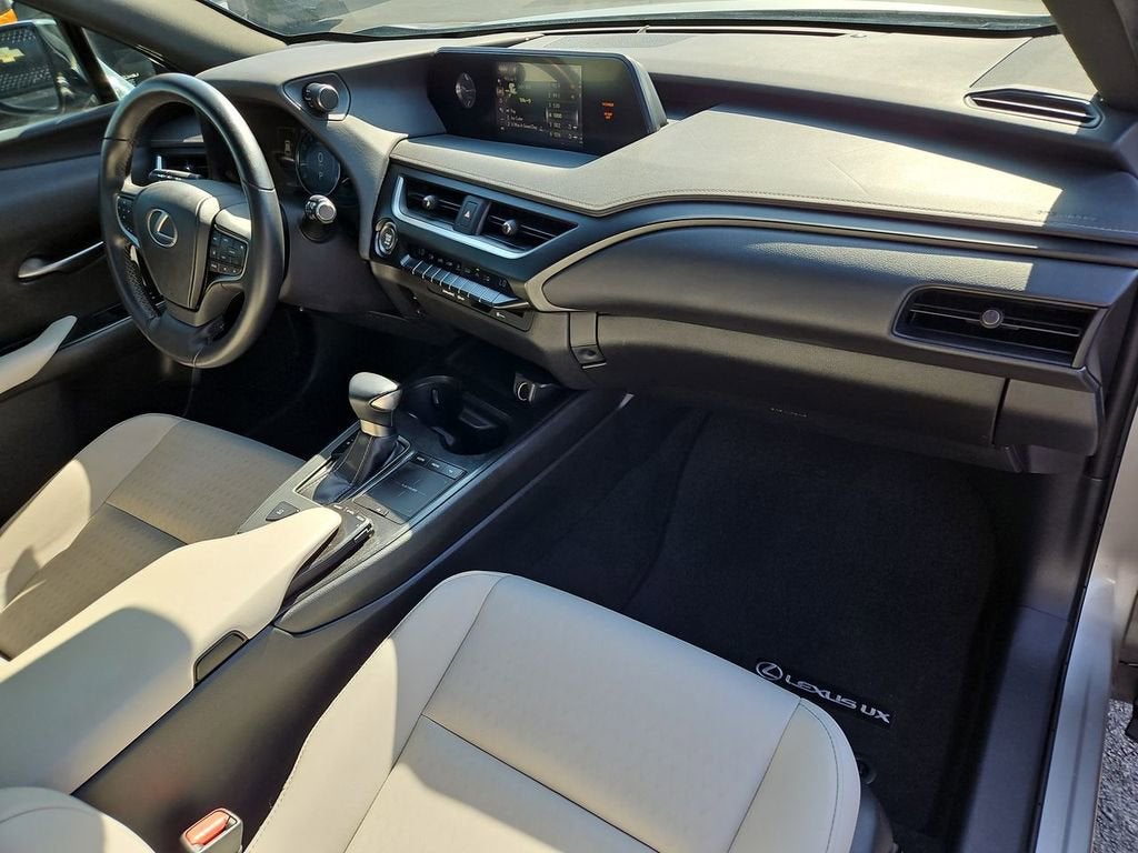2020 Lexus UX 200 UX 200