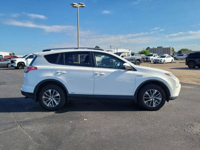 2017 Toyota RAV4 Hybrid XLE