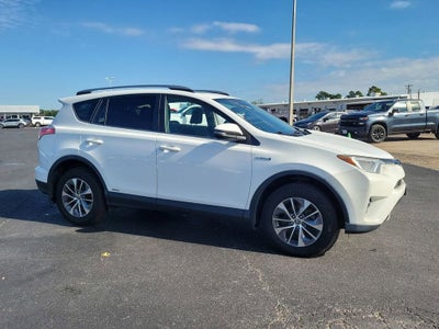 2017 Toyota RAV4 Hybrid XLE