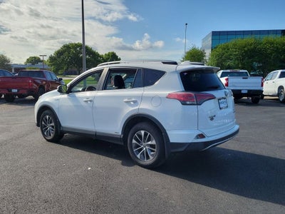 2017 Toyota RAV4 Hybrid XLE