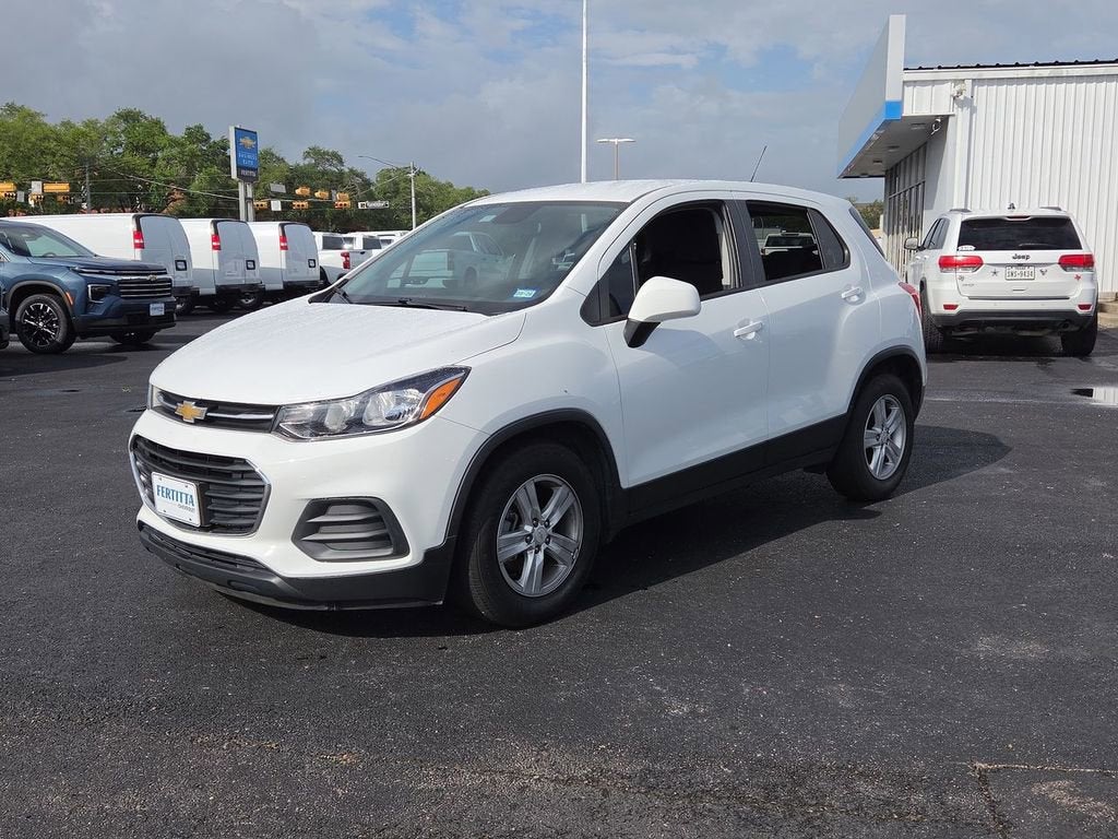 2022 Chevrolet Trax LS