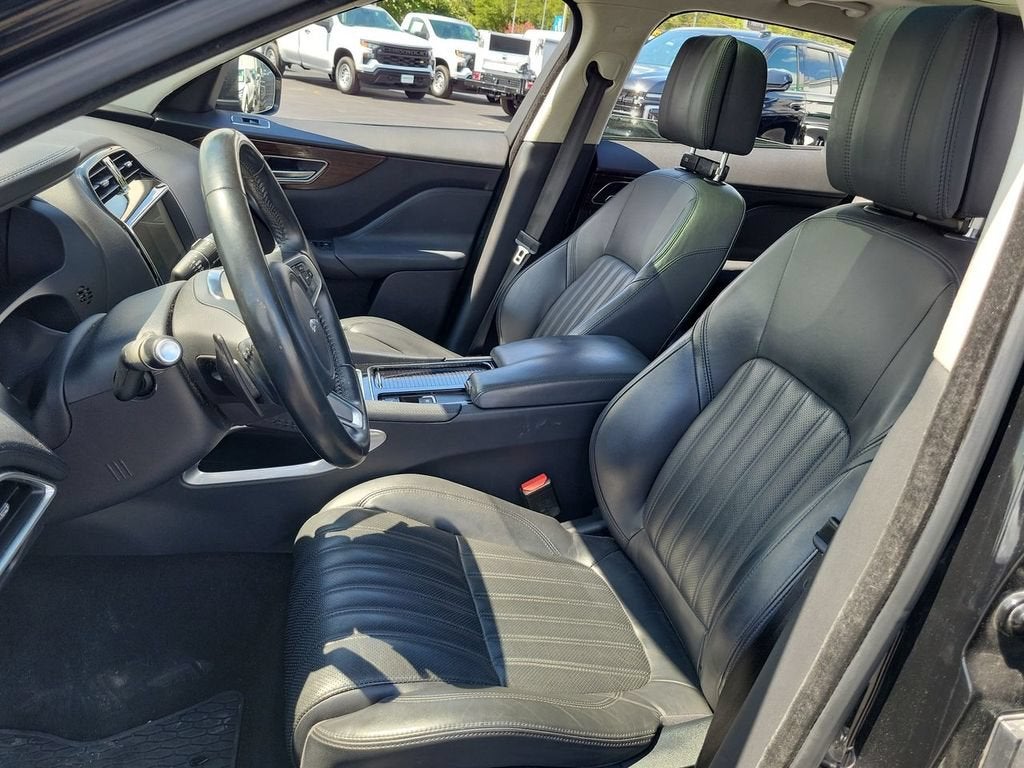 2019 Jaguar F-PACE 30t Portfolio