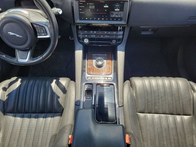 2019 Jaguar F-PACE 30t Portfolio