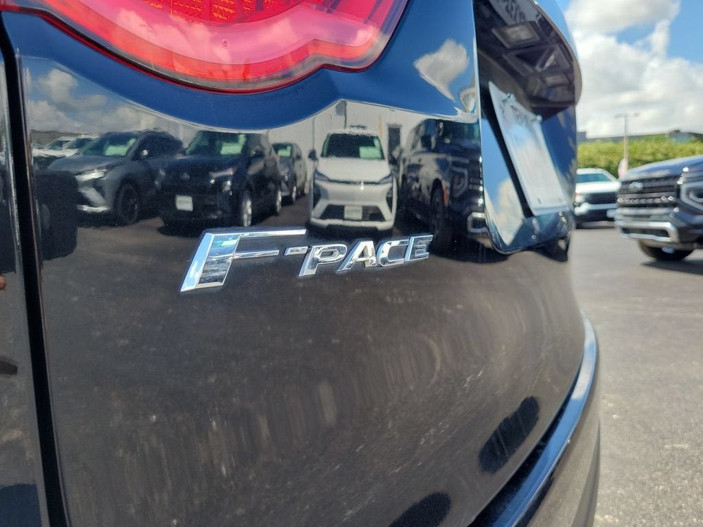 2019 Jaguar F-PACE 30t Portfolio