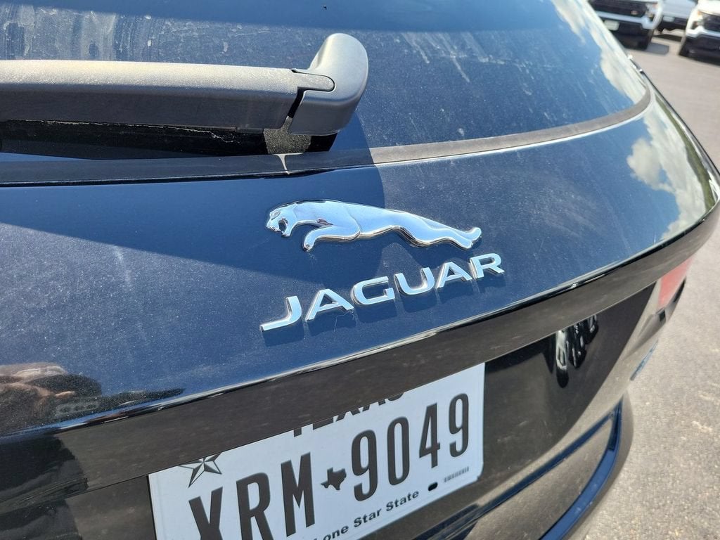 2019 Jaguar F-PACE 30t Portfolio