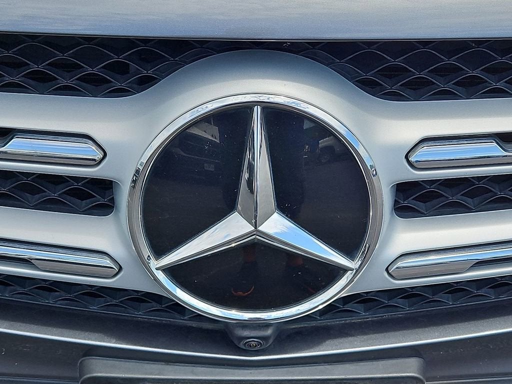 2022 Mercedes-Benz GLC 300 SUV