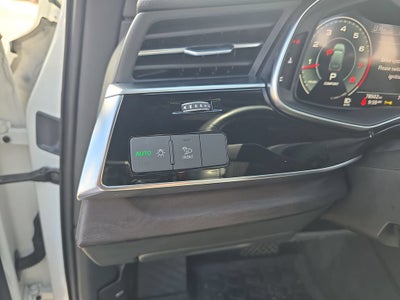 2021 Audi Q7 Premium 55 TFSI quattro Tiptronic