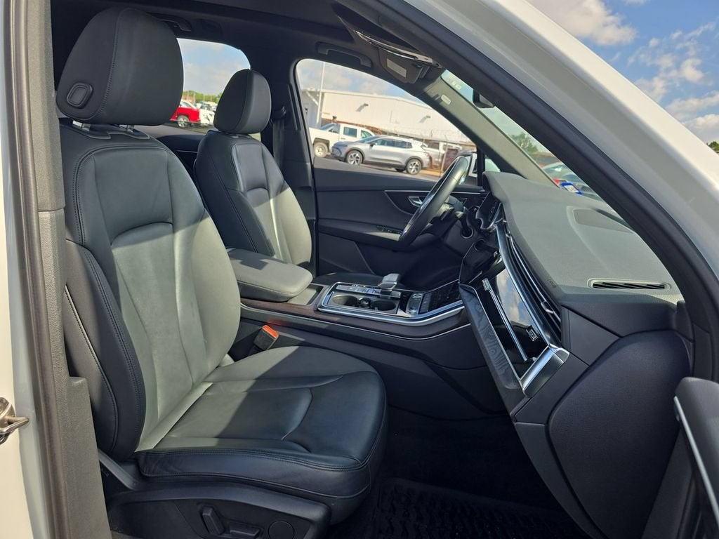 2021 Audi Q7 Premium 55 TFSI quattro Tiptronic