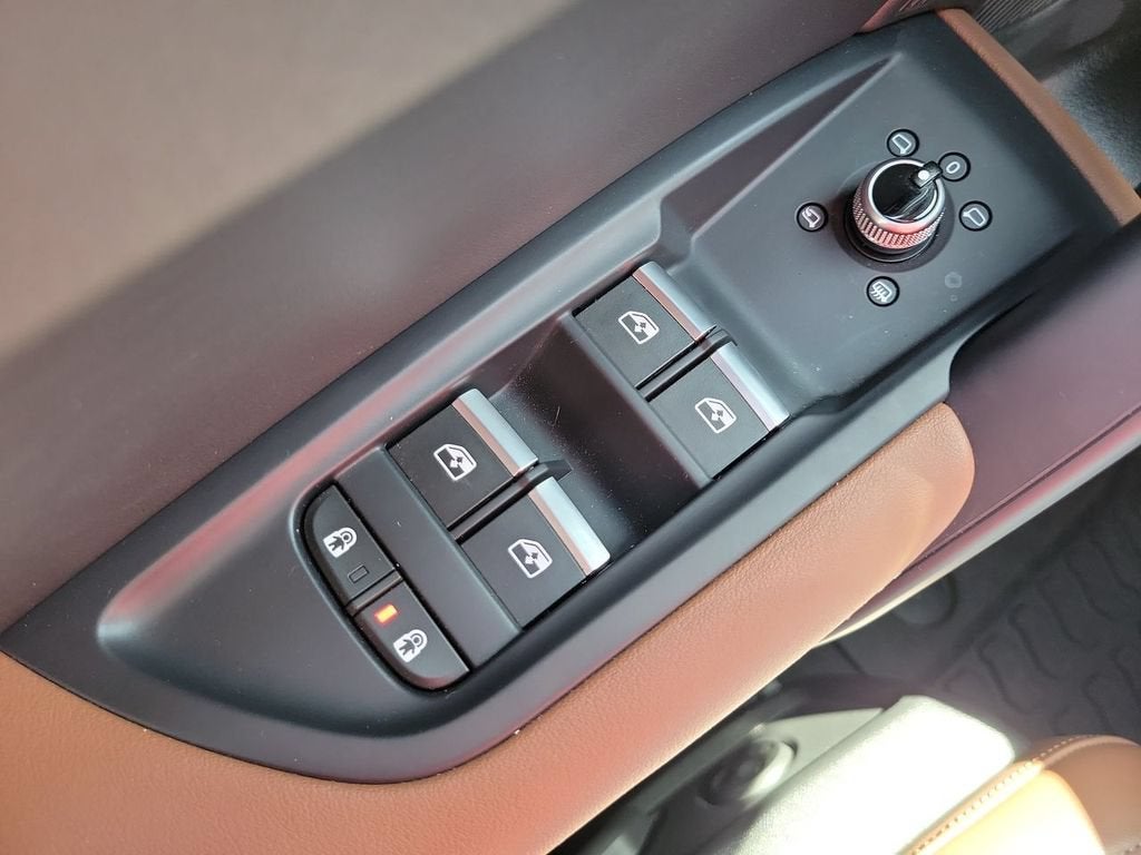 2024 Audi Q5 Premium Plus 40 TFSI quattro S tronic