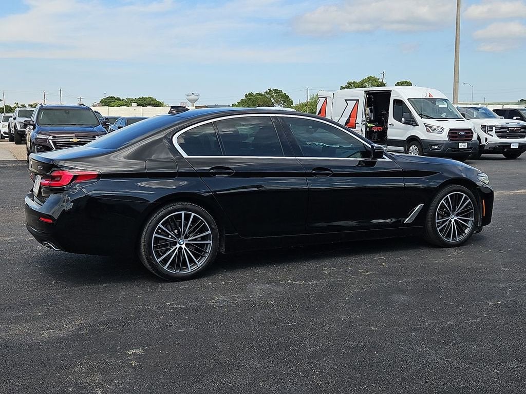 2023 BMW 530 i