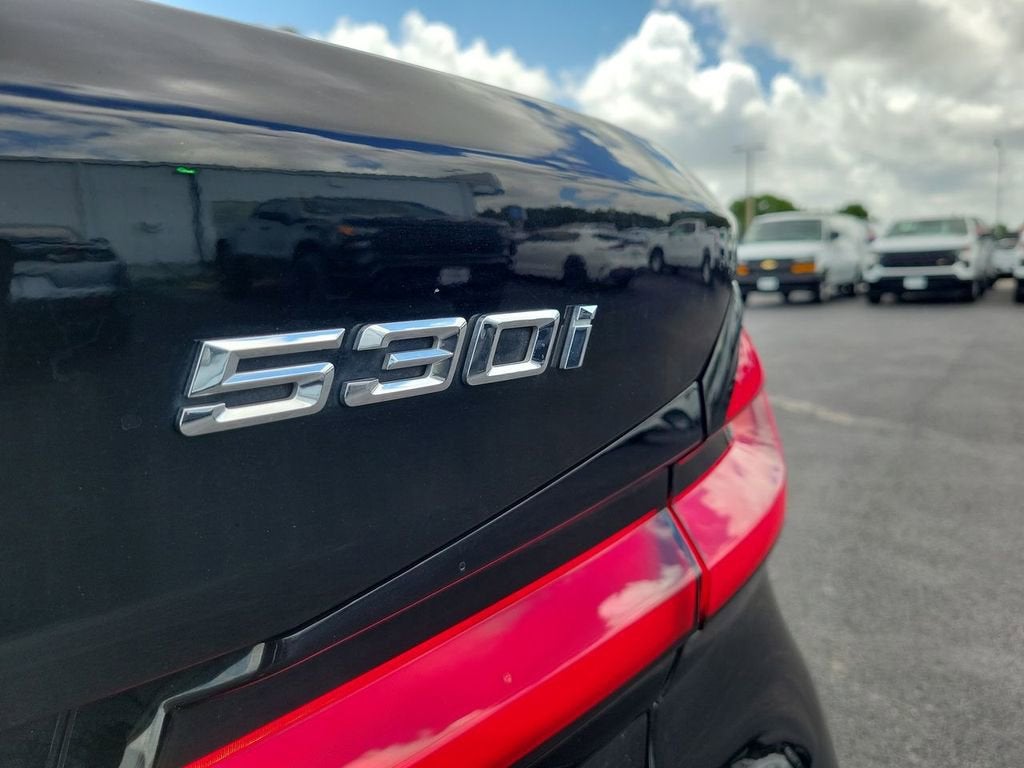 2023 BMW 530 i