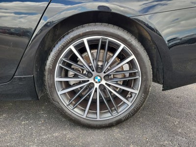 2023 BMW 530 i