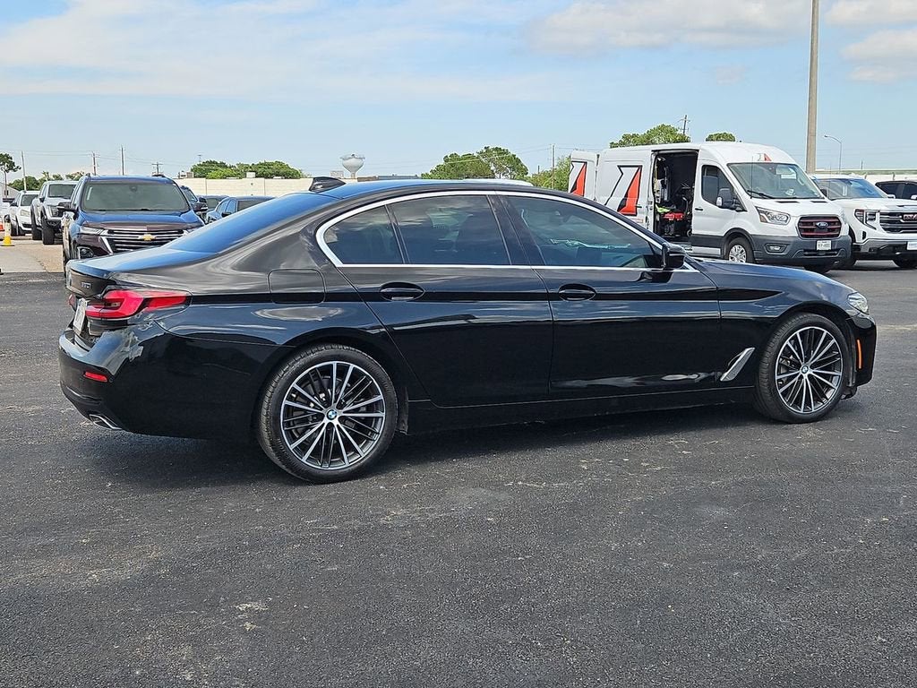 2023 BMW 530 i