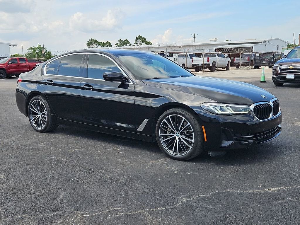 2023 BMW 530 i