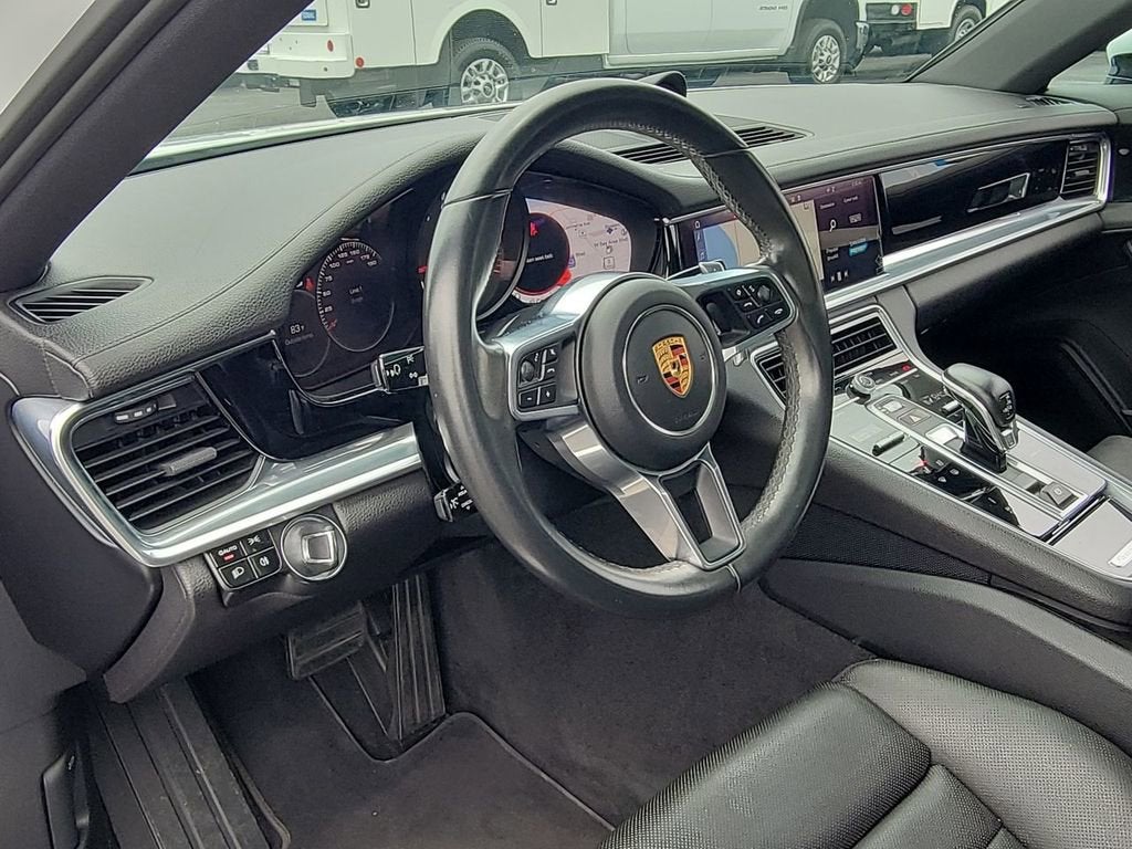 2019 Porsche Panamera 4