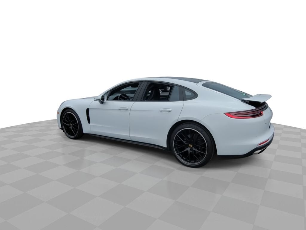 2019 Porsche Panamera 4
