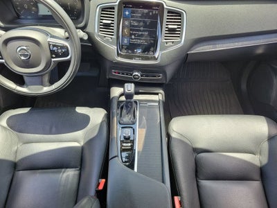 2020 Volvo XC90 T6 Momentum 7 Passenger