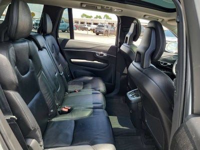 2020 Volvo XC90 T6 Momentum 7 Passenger