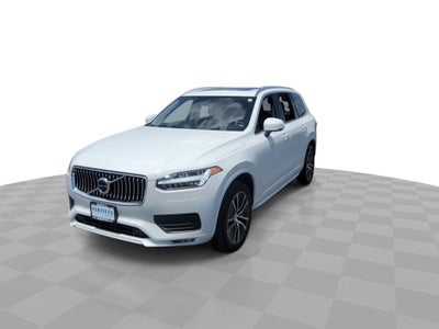 2020 Volvo XC90 T6 Momentum 7 Passenger