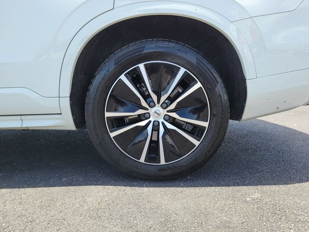 2020 Volvo XC90 T6 Momentum 7 Passenger