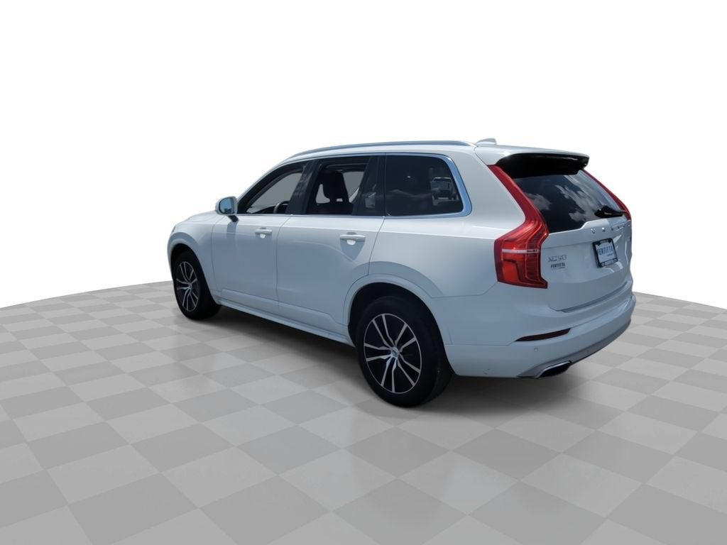 2020 Volvo XC90 T6 Momentum 7 Passenger