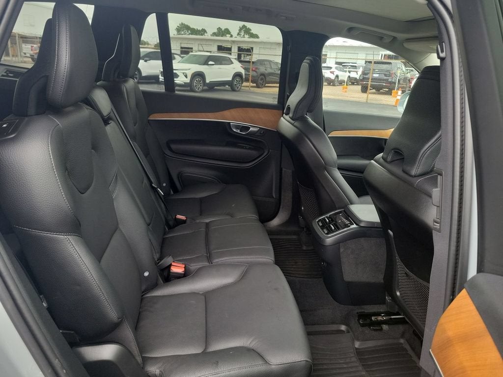 2024 Volvo XC90 B5 Plus Bright Theme